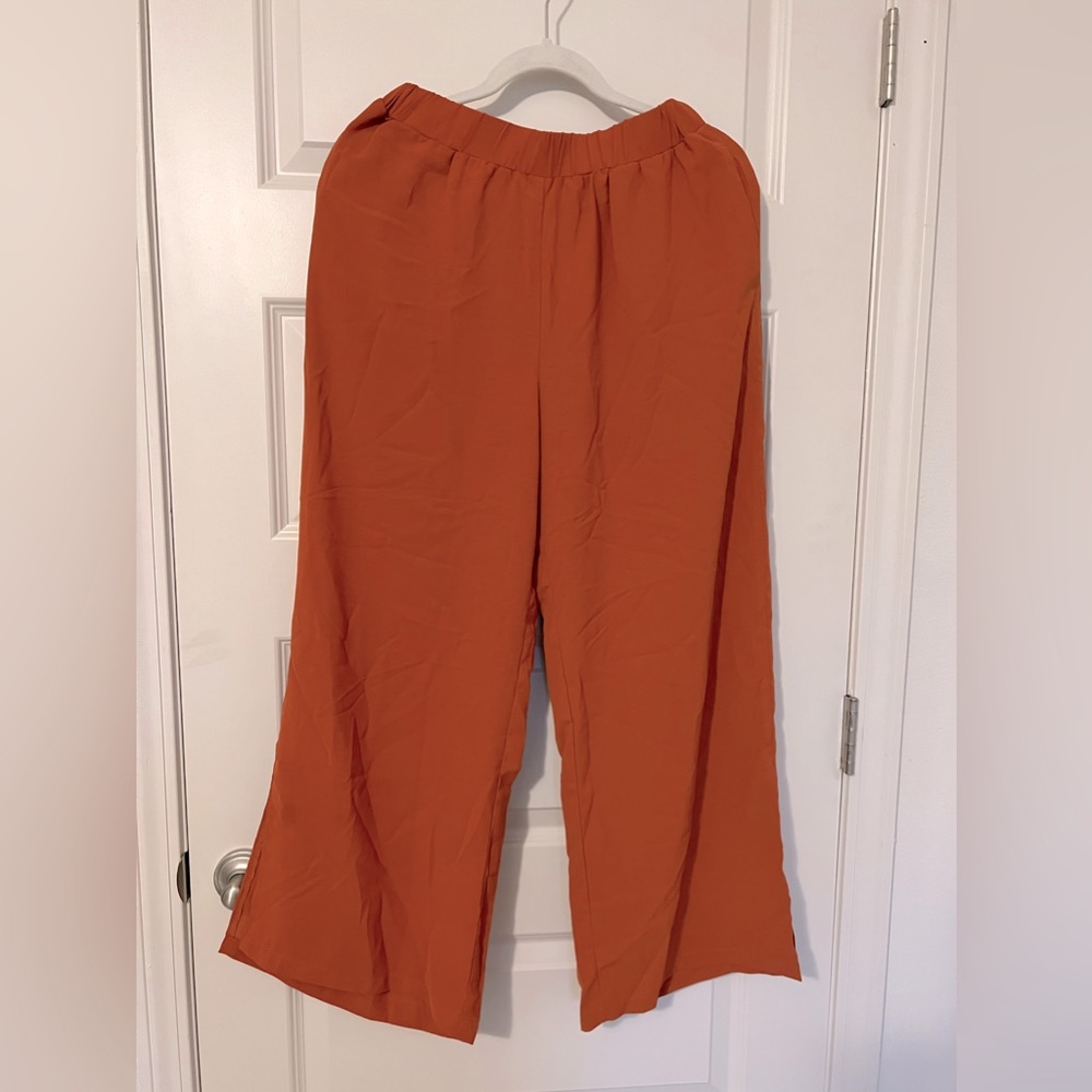 Wide leg pants
